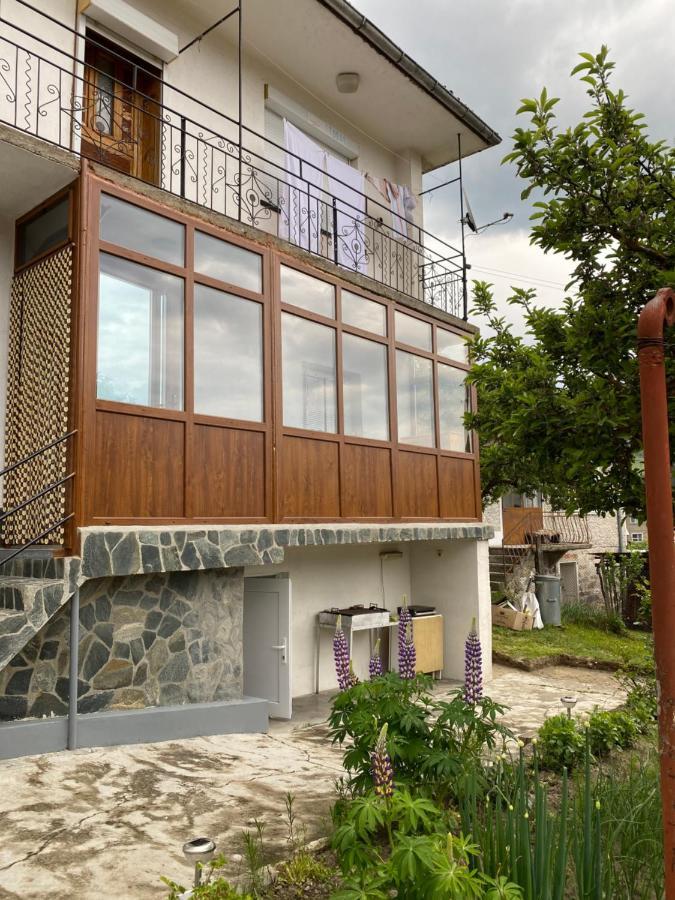 Къща За Гости "Домът На Краси" Yagodina Exterior photo